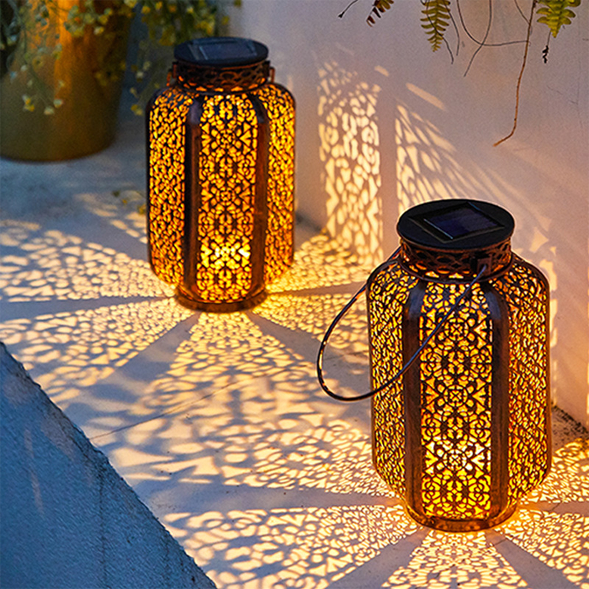 Outdoor Lighting Traditional - Solar Lanterns Outdoor Waterproof Garden Solar